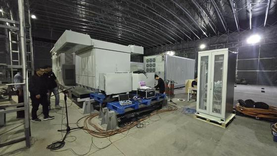 satın al Endüstriyel Kanal İşlemleri Ses Kısıtlayıcılar Perforasyonlu Çelik Yaprak Reaktif Silencer Gürültü azaltma 20 - 35dB online manufacture